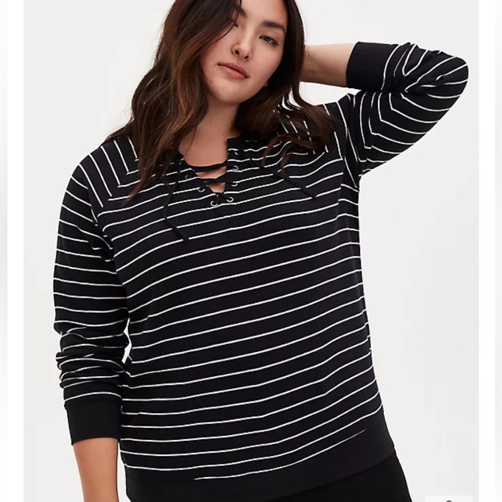Torrid, Plus, Size 6, Knit fleece lace-up sweatshirt; COZY
